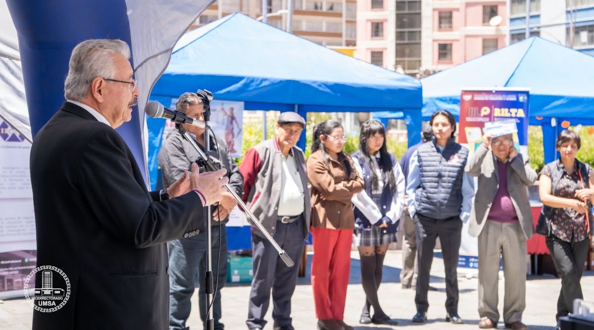 LA UMSA COMPARTE CONOCIMIENTO Y DESPIERTA NUEVAS IDEAS