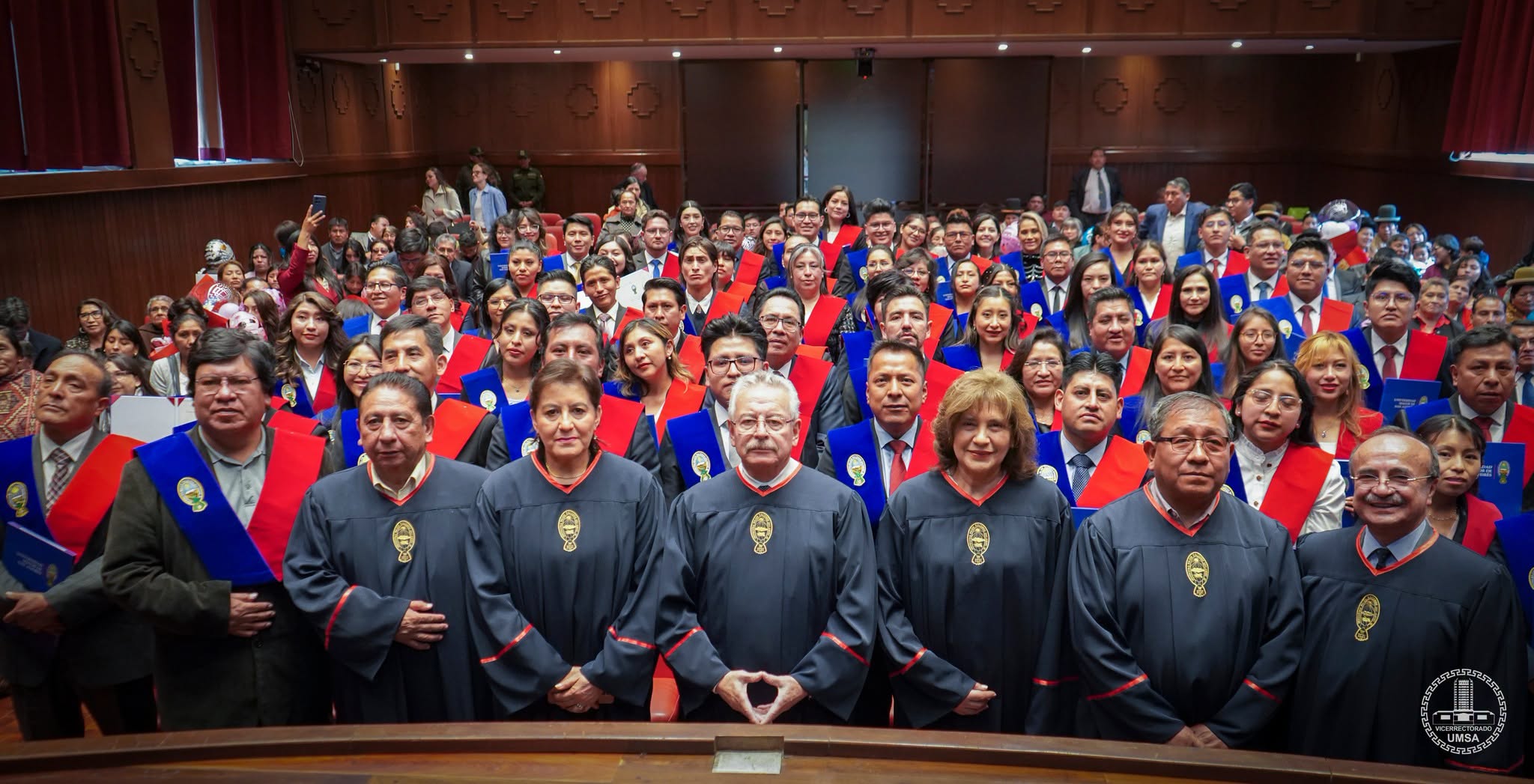 82 PROFESIONALES ALCANZAN UN NUEVO LOGRO ACADÉMICO EN LA UMSA